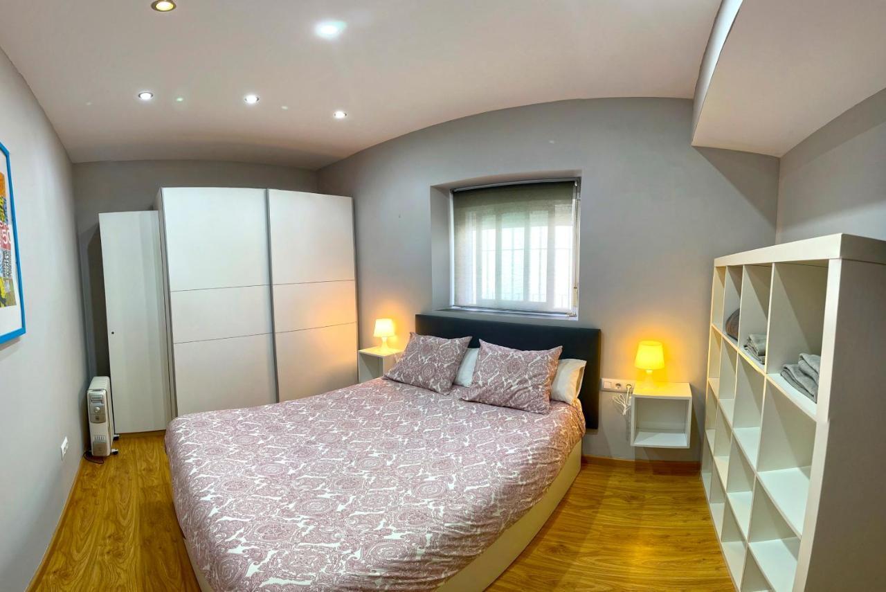 Apartamento Plaza Viuda Кадис Екстериор снимка